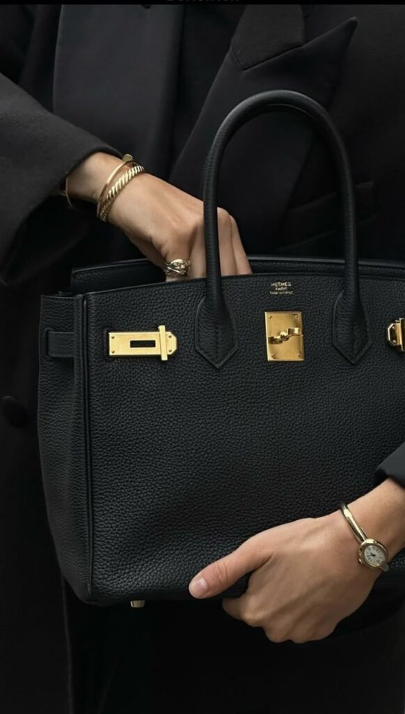 How to Choose the Perfect Quiet Luxury Handbag: A Buyer’s Guide